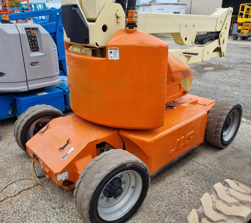 Sold - Articulated Boom Lift - View 2